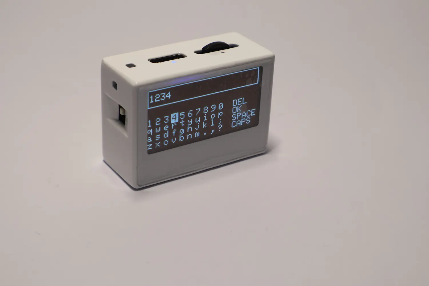 Wilson 的 MeshTiny 节点屏幕上的键盘输入